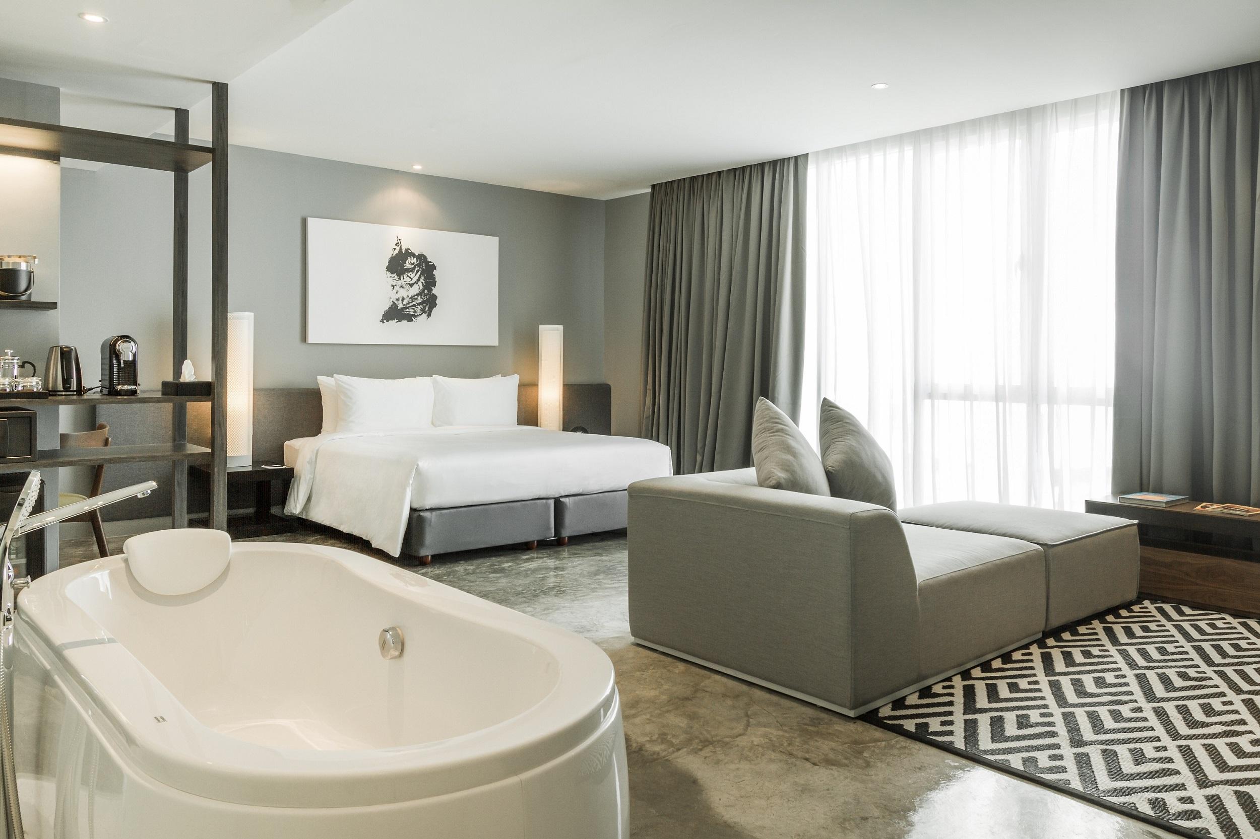 Zazz Urban Bangkok Hotel Exterior photo