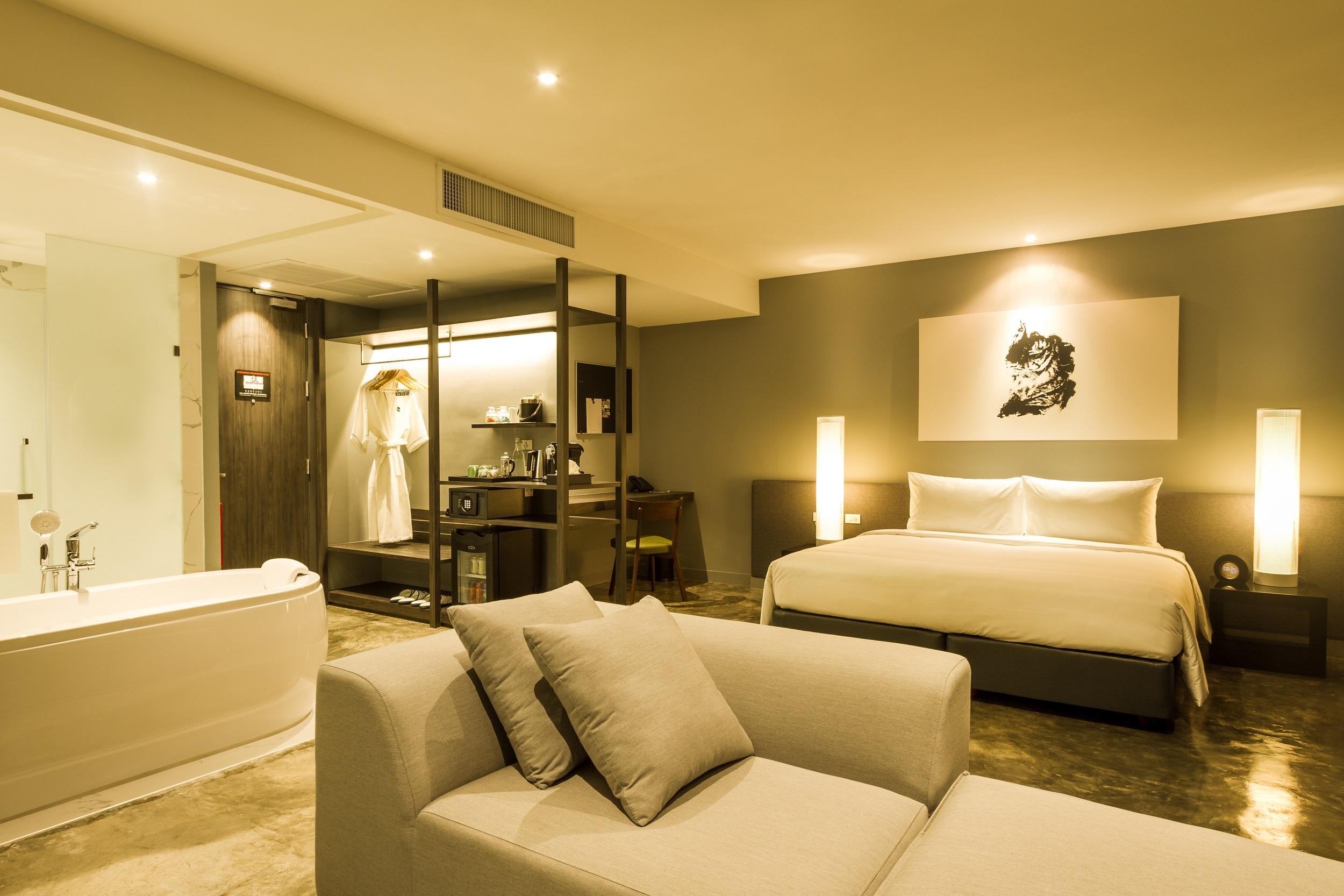 Zazz Urban Bangkok Hotel Exterior photo
